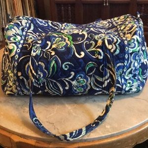 Vera Bradley large duffle